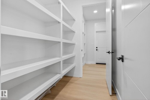 15728 9 Street, Edmonton, AB - Indoor With Storage