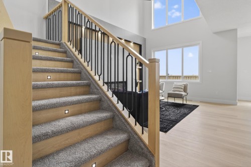 15728 9 Street, Edmonton, AB - Indoor Photo Showing Other Room