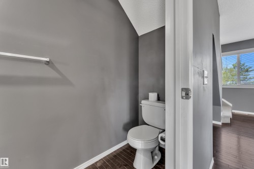 48 3075 Trelle Crescent, Edmonton, AB - Indoor Photo Showing Bathroom