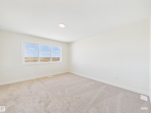 53 Sumac Close, Fort Saskatchewan, AB - Indoor Photo Showing Other Room