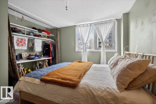 #405 10011 116 St Nw, Edmonton, AB - Indoor Photo Showing Bedroom