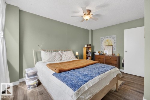 #405 10011 116 St Nw, Edmonton, AB - Indoor Photo Showing Bedroom