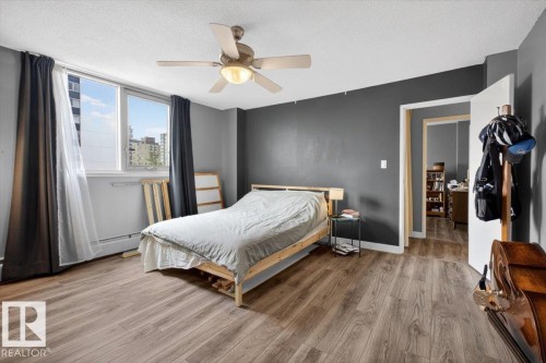 #405 10011 116 St Nw, Edmonton, AB - Indoor Photo Showing Bedroom