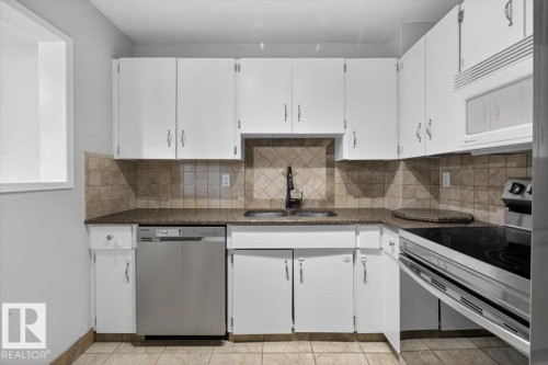 1066 Knottwood Road E, Edmonton, AB - Indoor Photo Showing Kitchen With Double Sink