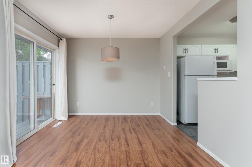 121 Bulyea Road, Edmonton, AB - Indoor