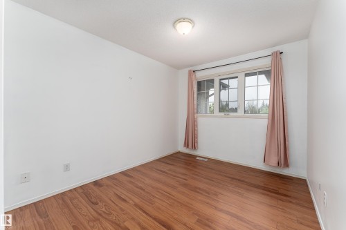 121 Bulyea Road, Edmonton, AB - Indoor Photo Showing Other Room