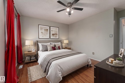 121 Bulyea Road, Edmonton, AB - Indoor Photo Showing Bedroom