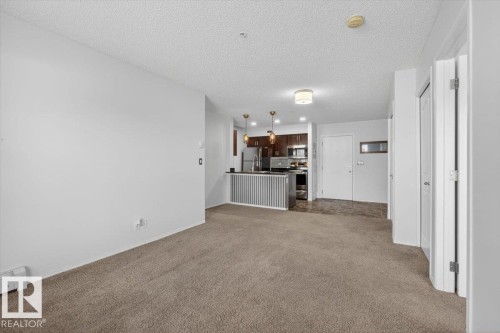 117 12035 22 Av, Edmonton, AB - Indoor