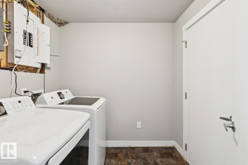 11451 48 Avenue, Edmonton, AB - Indoor Photo Showing Laundry Room