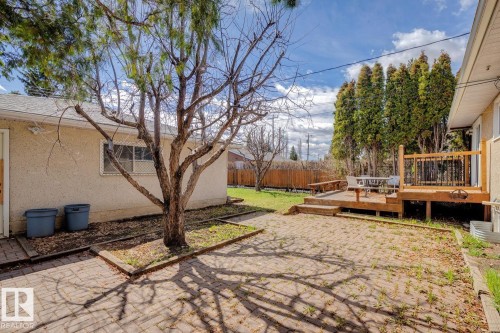 11451 48 Avenue, Edmonton, AB - Outdoor