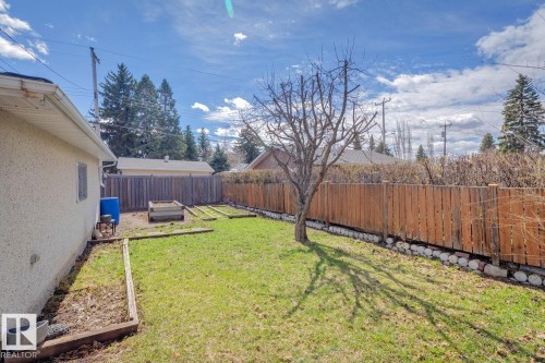 11451 48 Avenue, Edmonton, AB - Outdoor