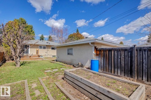 11451 48 Avenue, Edmonton, AB - Outdoor