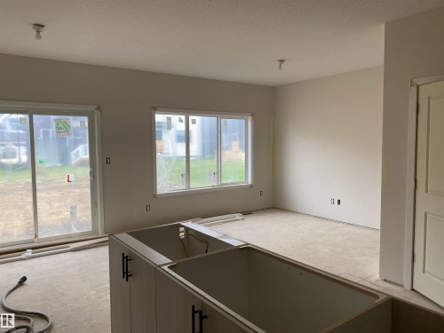 2362 Muckleplum Way, Edmonton, AB - Indoor
