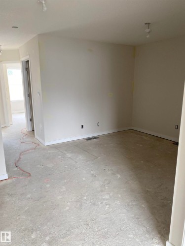 2362 Muckleplum Way, Edmonton, AB - Indoor Photo Showing Other Room