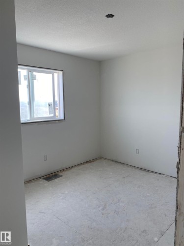 8795 Edgemont Link, Edmonton, AB - Indoor Photo Showing Other Room