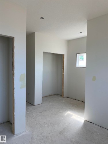 8795 Edgemont Link, Edmonton, AB - Indoor Photo Showing Other Room