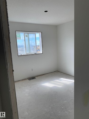 8795 Edgemont Link, Edmonton, AB - Indoor Photo Showing Other Room