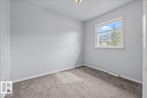 11227 52 Street, Edmonton, AB - Indoor Photo Showing Other Room