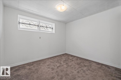 11227 52 Street, Edmonton, AB - Indoor Photo Showing Other Room