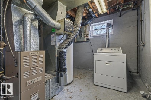 11227 52 Street, Edmonton, AB - Indoor Photo Showing Laundry Room