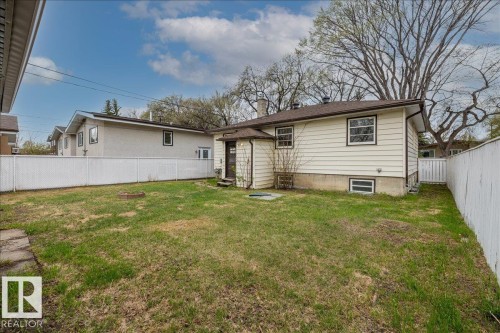 11227 52 Street, Edmonton, AB - Outdoor