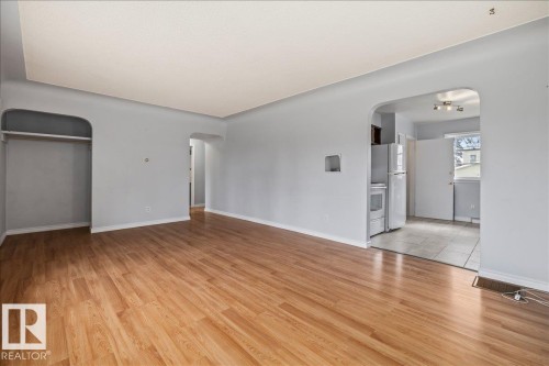 11227 52 Street, Edmonton, AB - Indoor Photo Showing Other Room