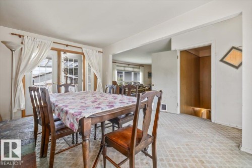 9732 64 Street, Edmonton, AB - Indoor Photo Showing Dining Room