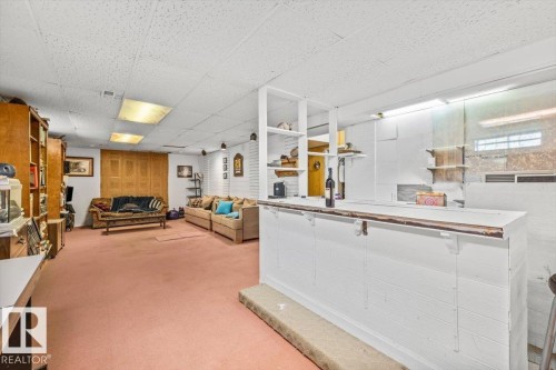 9732 64 Street, Edmonton, AB - Indoor