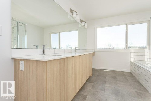 2312 160 Street Sw, Edmonton, AB - Indoor