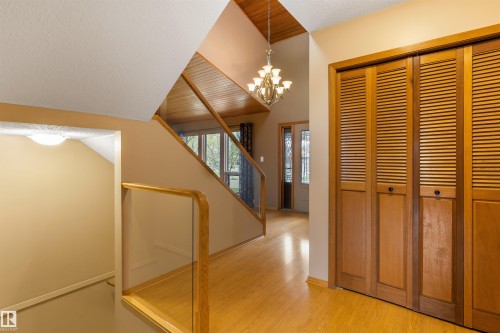 44 Whitehall Crescent, St. Albert, AB - Indoor Photo Showing Other Room