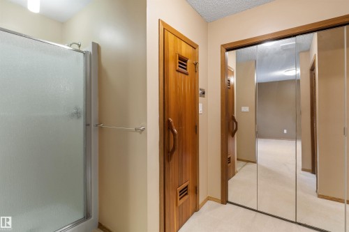 44 Whitehall Crescent, St. Albert, AB - Indoor Photo Showing Bathroom