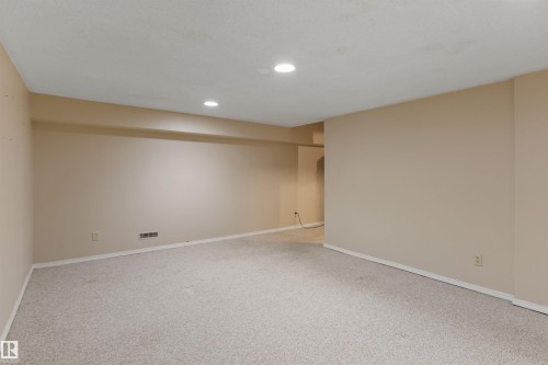 44 Whitehall Crescent, St. Albert, AB - Indoor Photo Showing Other Room