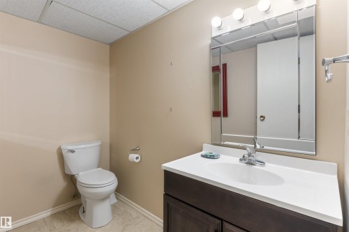 44 Whitehall Crescent, St. Albert, AB - Indoor Photo Showing Bathroom