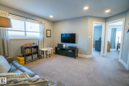 4910 Hawthorn Place, Edmonton, AB - Indoor