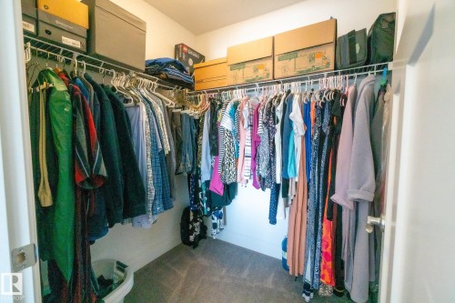 4910 Hawthorn Place, Edmonton, AB - Indoor With Storage