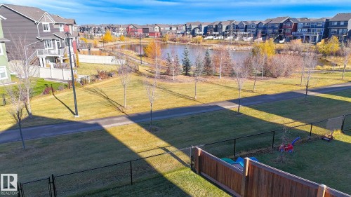 4910 Hawthorn Place, Edmonton, AB - Outdoor