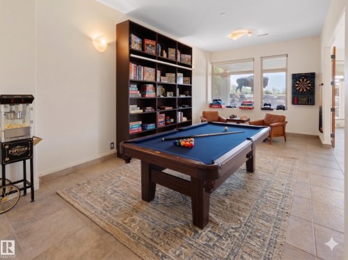 28 Riverside Crescent, Edmonton, AB - Indoor Photo Showing Other Room