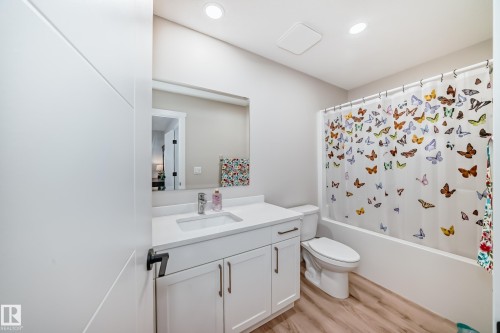 37 150 Everitt Dr, St. Albert, AB - Indoor Photo Showing Bathroom