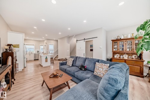 37 150 Everitt Dr, St. Albert, AB - Indoor Photo Showing Living Room