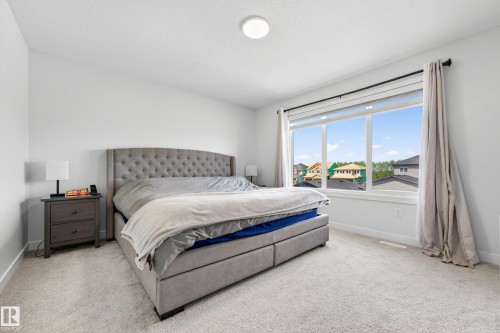 52 Penn Place, Spruce Grove, AB - Indoor Photo Showing Bedroom