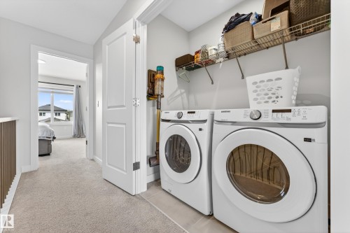 52 Penn Place, Spruce Grove, AB - Indoor Photo Showing Laundry Room