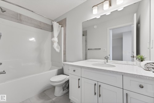52 Penn Place, Spruce Grove, AB - Indoor Photo Showing Bathroom