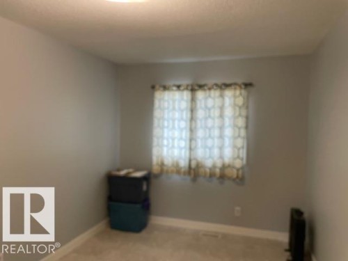 5339 52 Ave, Mundare, AB 
