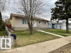 5339 52 Ave Mundare, AB T0B 3H0