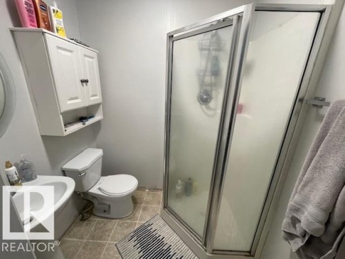 5324 54 Avenue, Mundare, AB - Indoor Photo Showing Bathroom