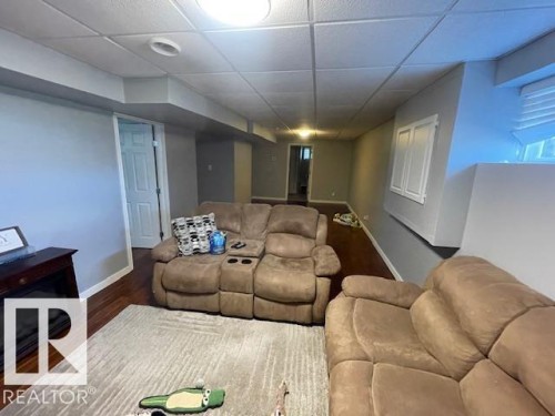 5324 54 Avenue, Mundare, AB - Indoor