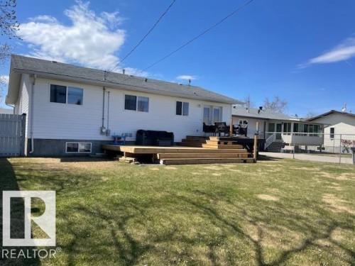 5324 54 Avenue, Mundare, AB - Outdoor