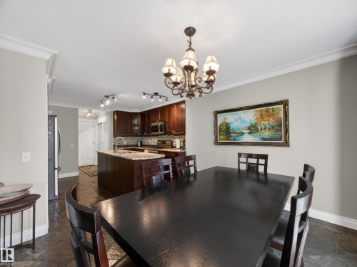 40 English Way, St. Albert, AB - Indoor Photo Showing Dining Room