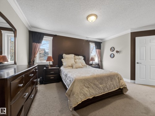 40 English Way, St. Albert, AB - Indoor Photo Showing Bedroom