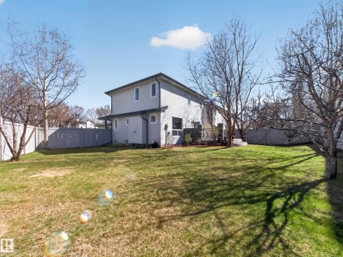 40 English Way, St. Albert, AB - Outdoor